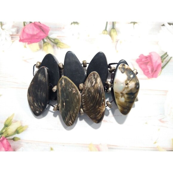 Black Natural Shell Heavy Beaded Adjustable Bracelet Stretch Beach Jewelry - Picture 2 of 3